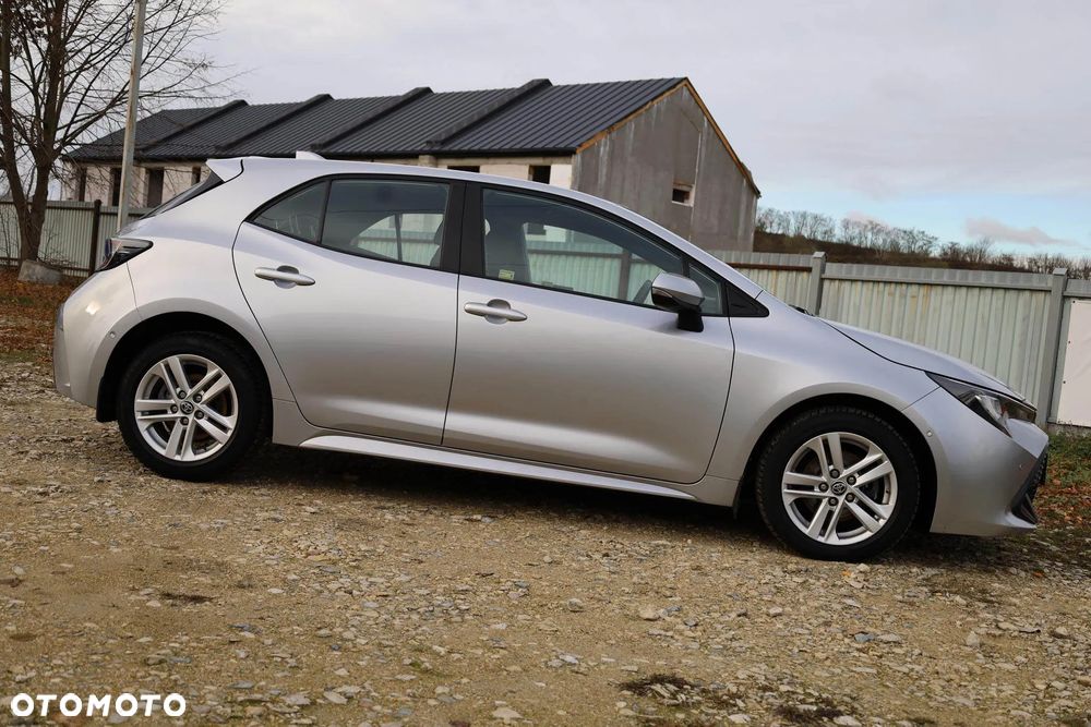 Toyota Corolla 1.8 Hybrid Comfort - 9