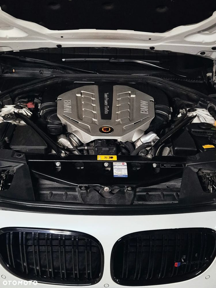 BMW Seria 7 - 35