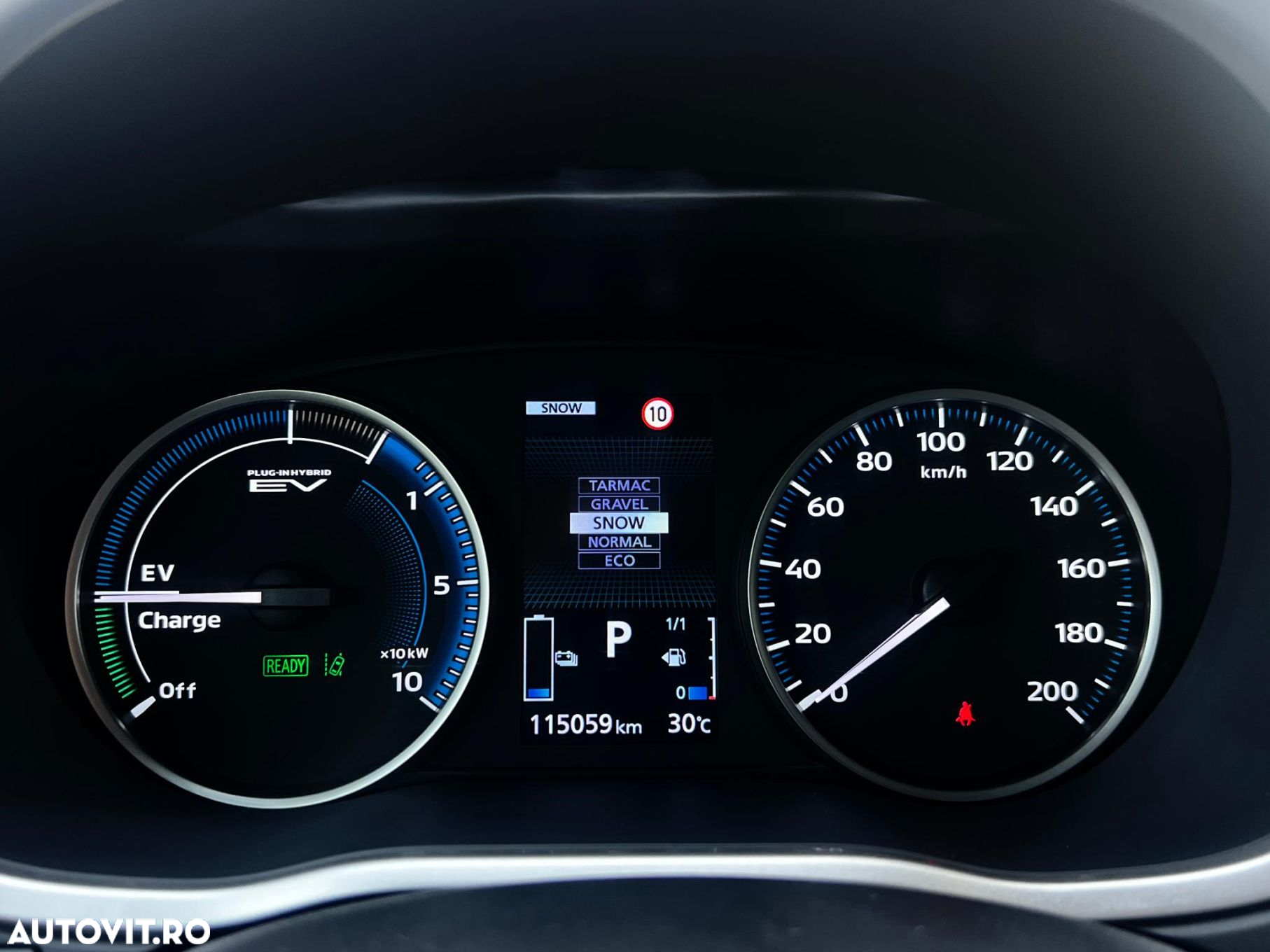 Mitsubishi Eclipse-Cross - 14
