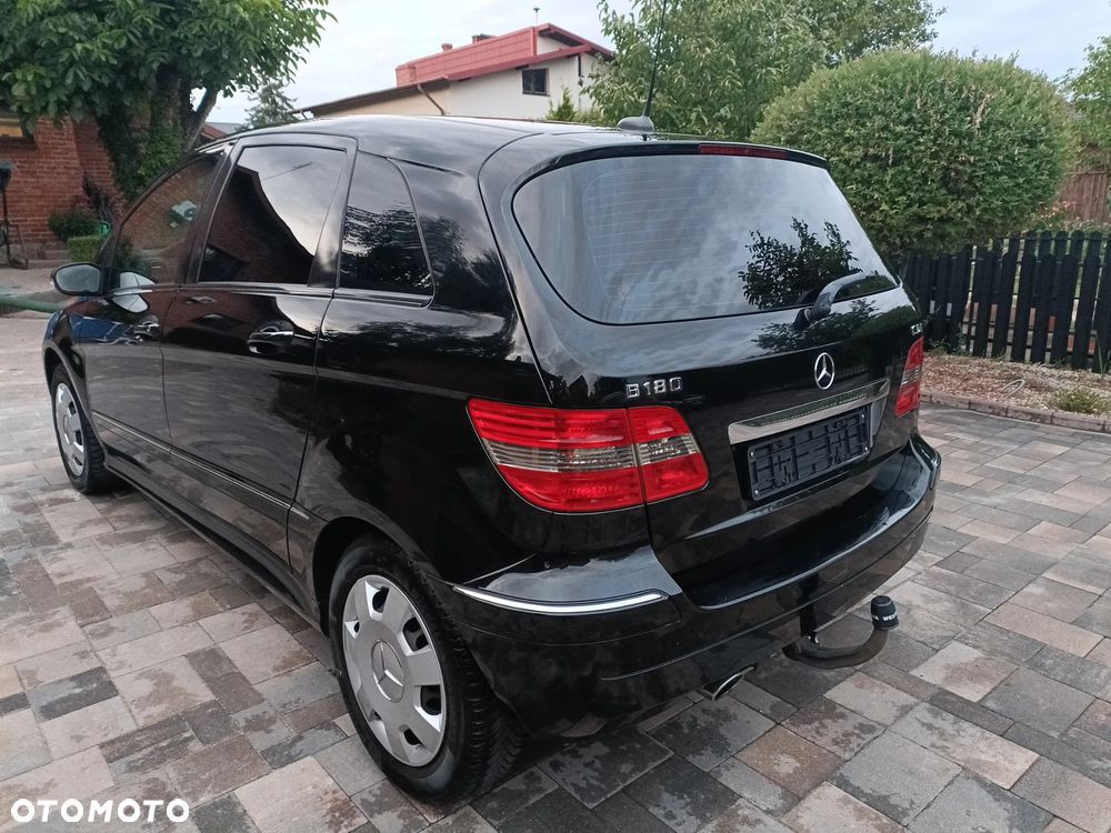 Mercedes-Benz Klasa B 180 CDI Autotronic - 23