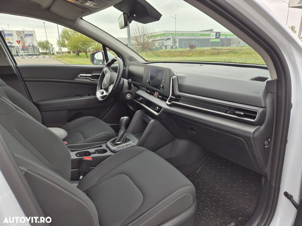 Kia Sportage 1.6 T-GDI MHEV 6MT 4x2 Urban - 11