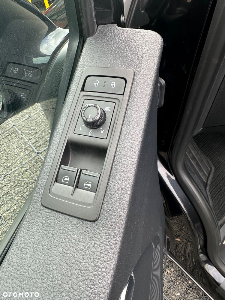 Volkswagen Caravelle 2.0 TDI L2 Highline DSG - 16