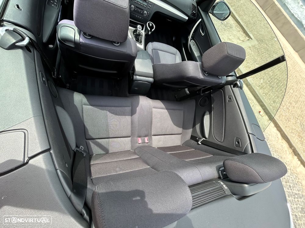 BMW 118 d Cabrio - 12