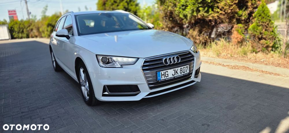 Audi A4 Avant 40 TFSI S tronic - 23