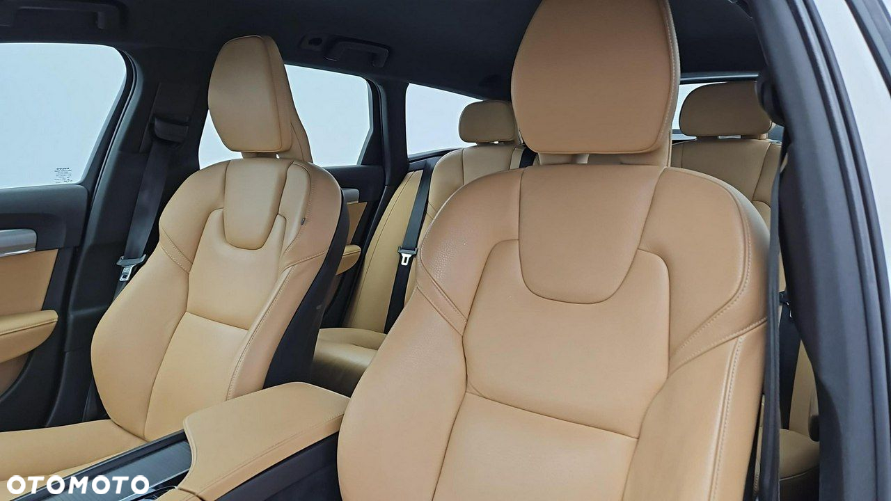 Volvo V90 - 11