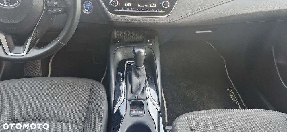 Toyota Corolla 1.8 Hybrid Executive - 9