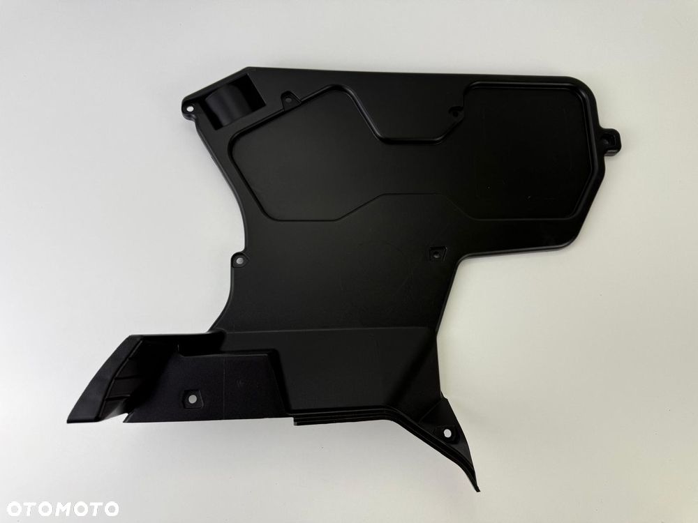Wykończenie przedniego panelu Can-Am Defender HD10 2022+ - 1