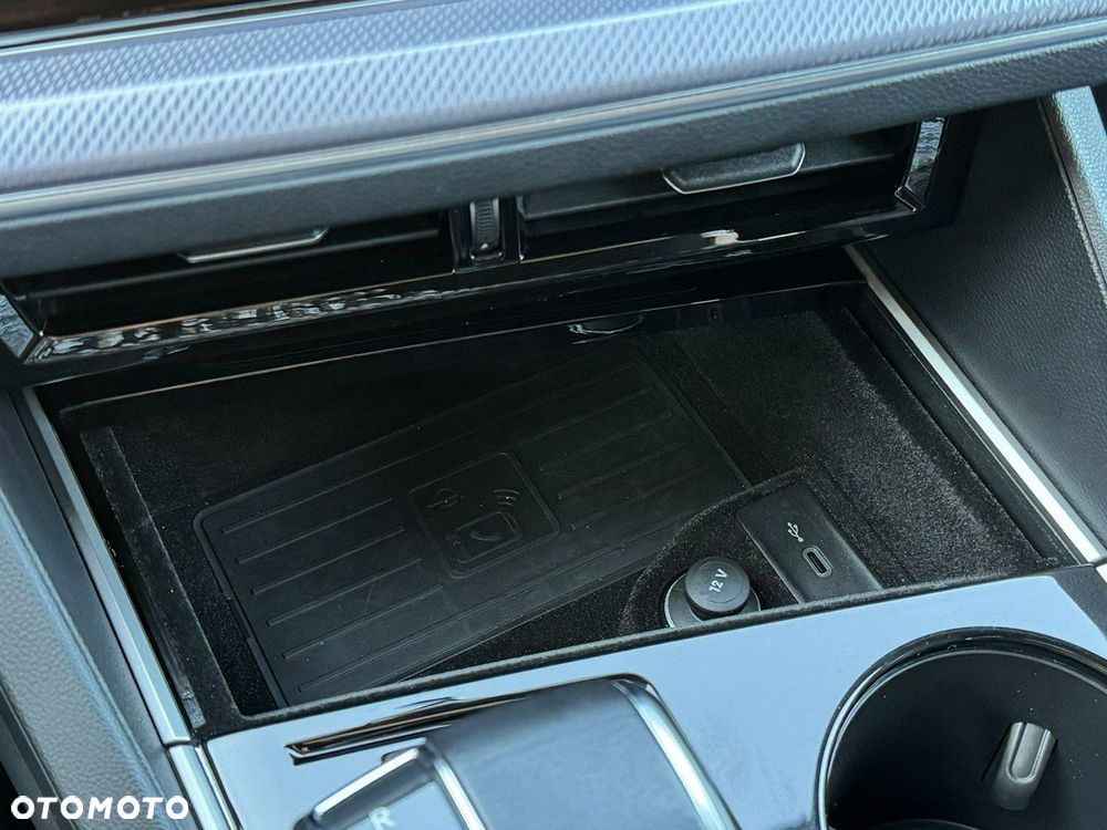 Volkswagen Touareg - 35