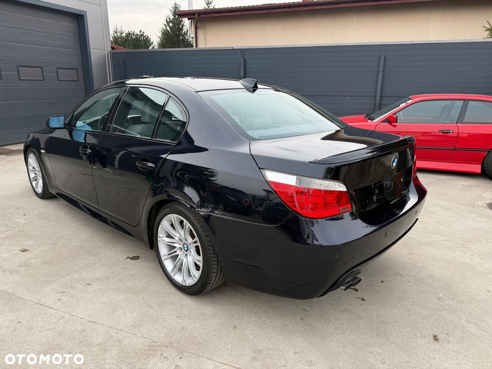 BMW Seria 5 523i - 9