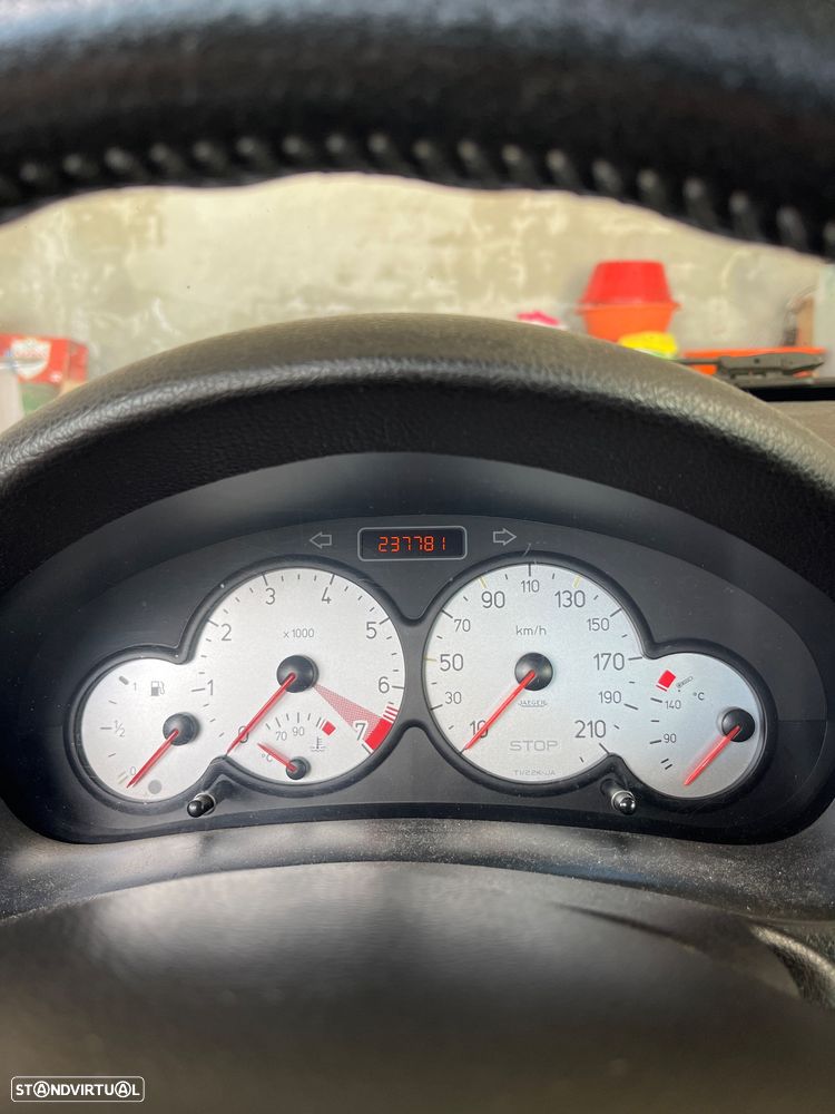 Peugeot 206 1.6 GTi - 8