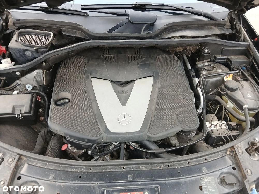 Mercedes-Benz ML - 9