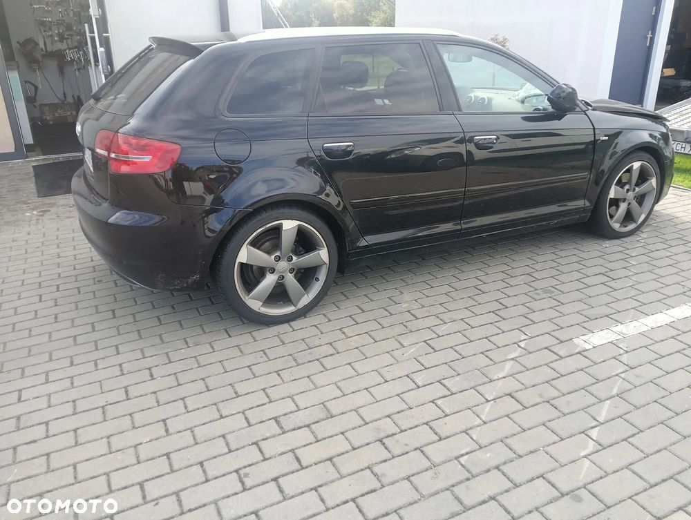 Audi A3 Sportback - 4