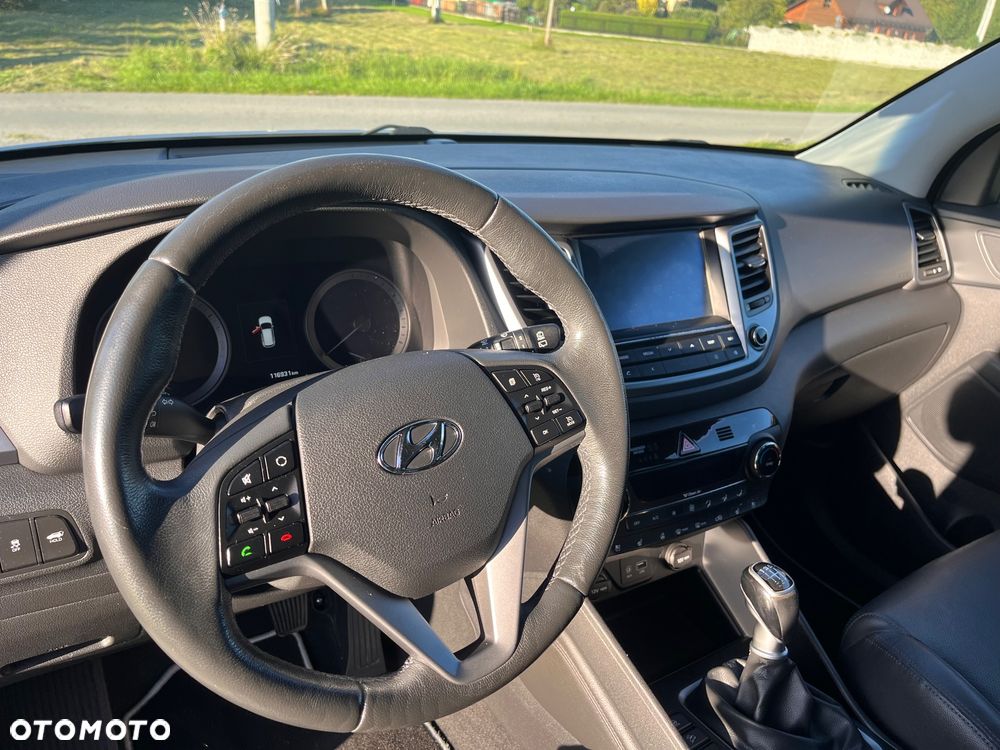 Hyundai Tucson 1.6 Turbo 4WD Advantage - 23