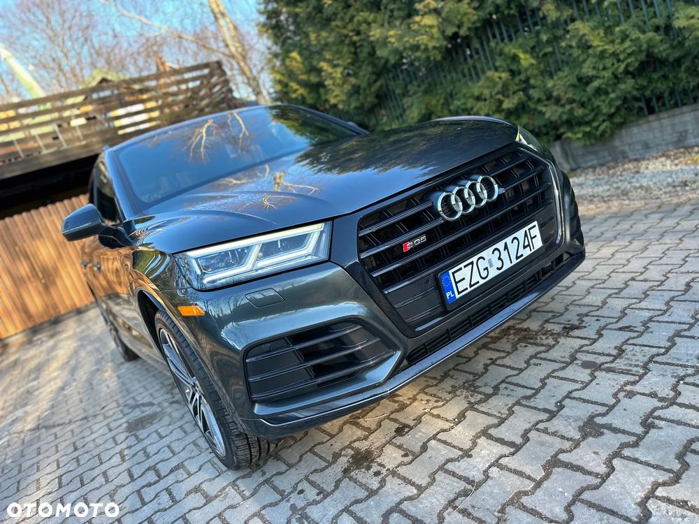 Audi SQ5 - 2