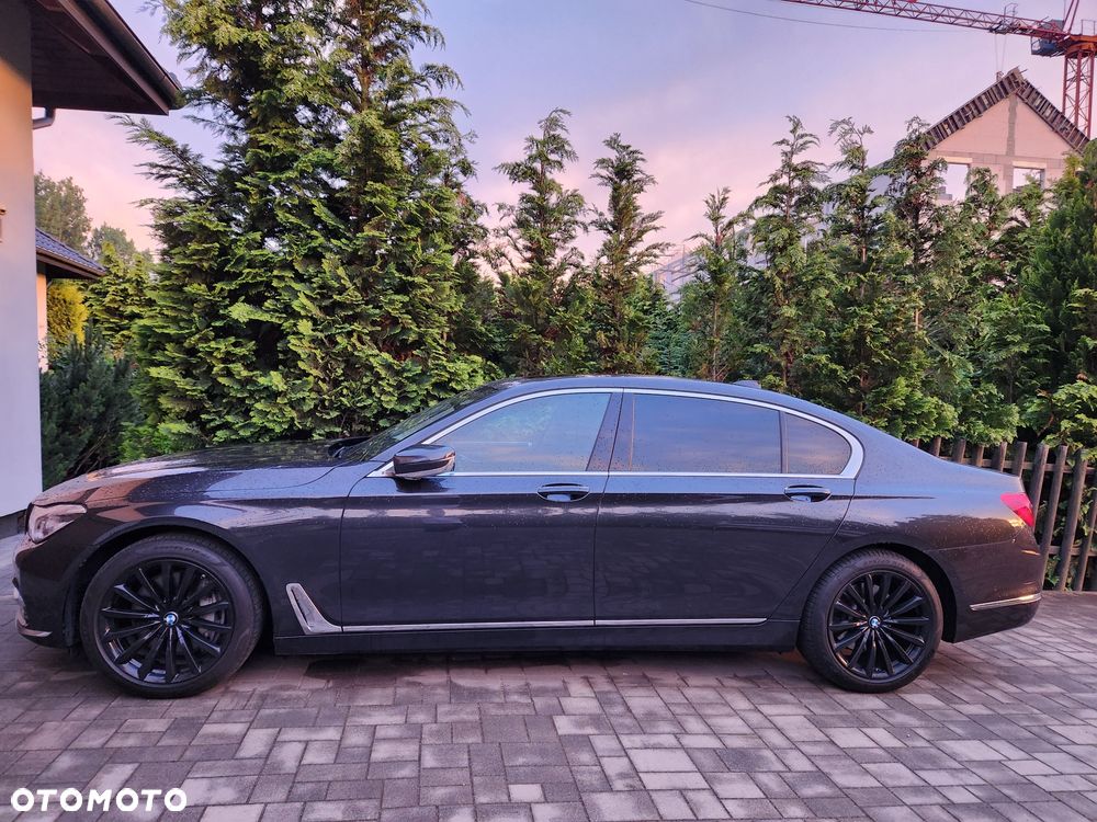 BMW Seria 7 - 5