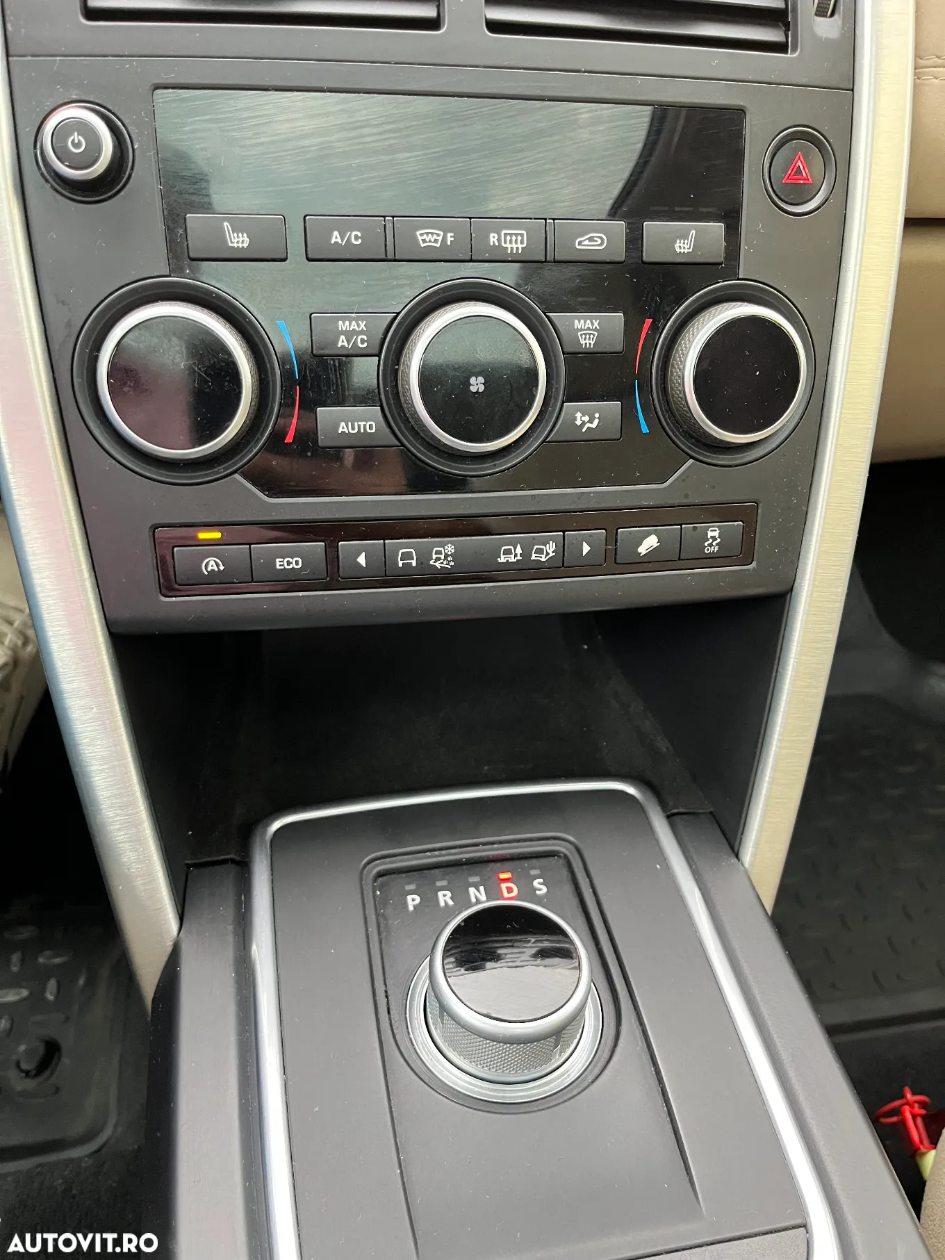 Land Rover Discovery Sport 2.0 l TD4 HSE Luxury Aut. - 10