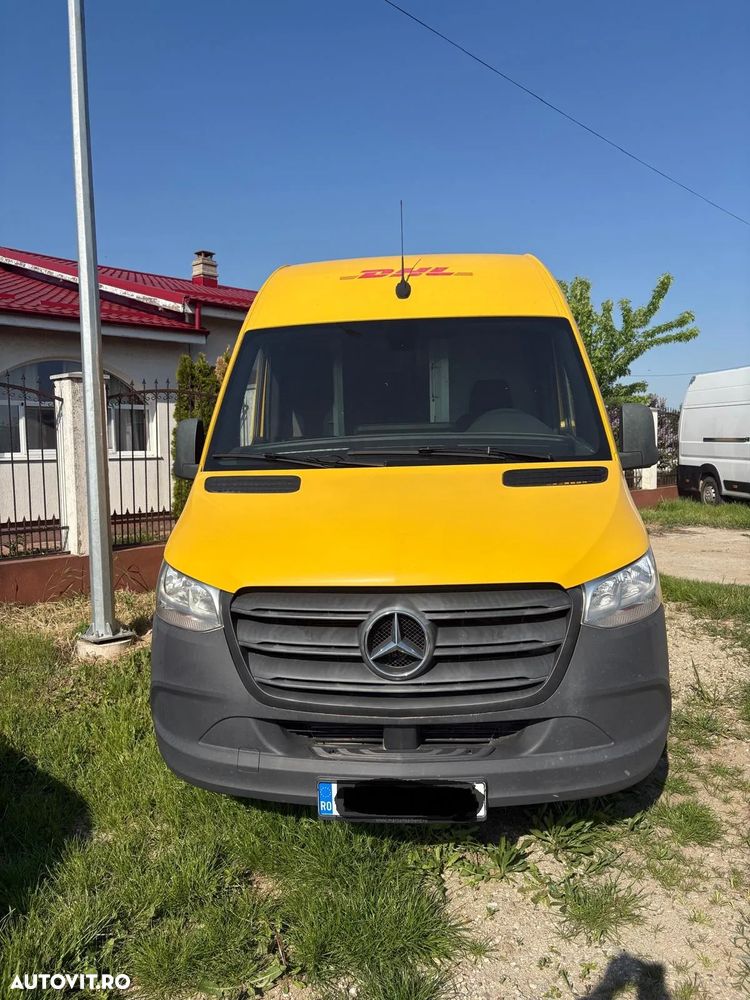 Mercedes-Benz Sprinter - 1