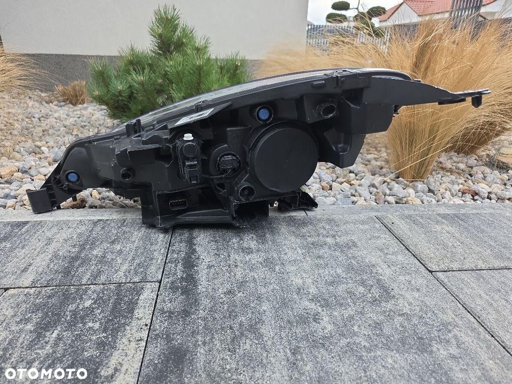 CITROEN DS3 LIFT Lampa prawa przód Bi-Xenon Dynamic Led 89909111 - 8