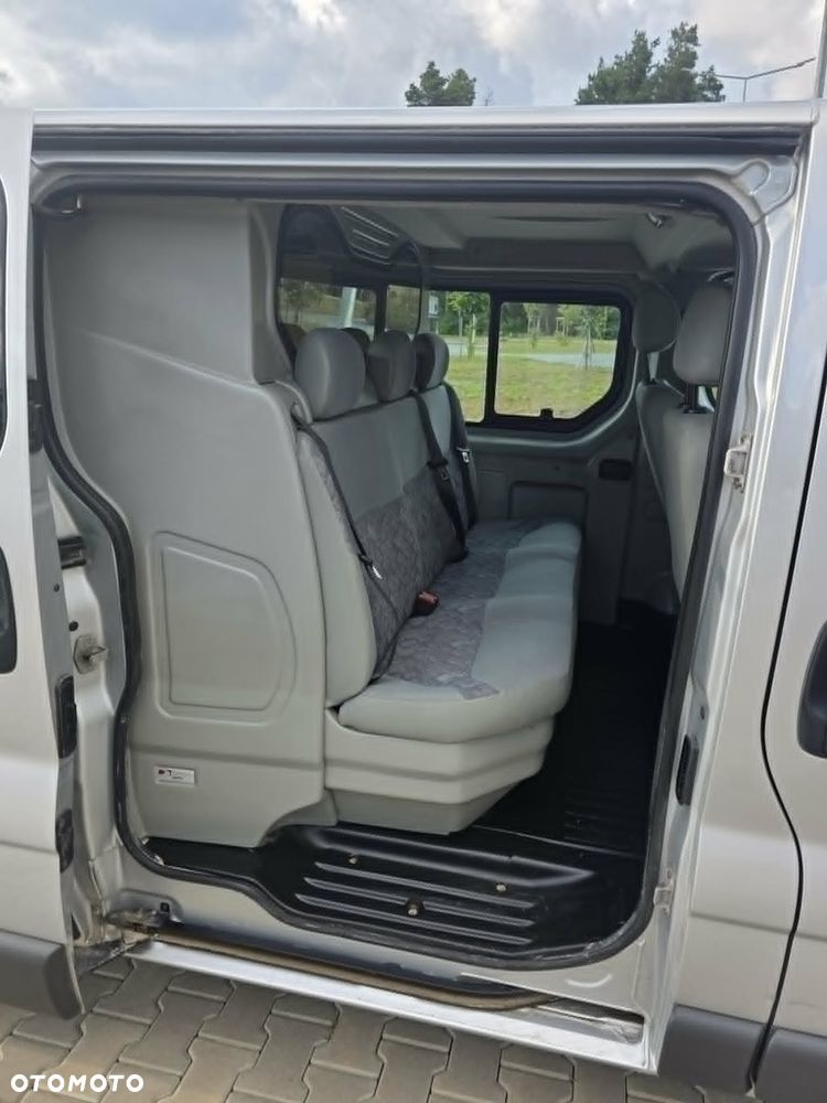 Opel Vivaro - 15