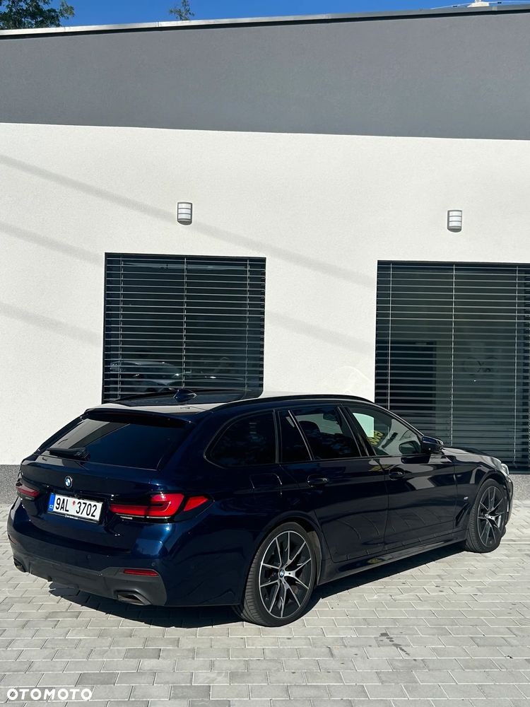 BMW Seria 5 520d M Sport - 5