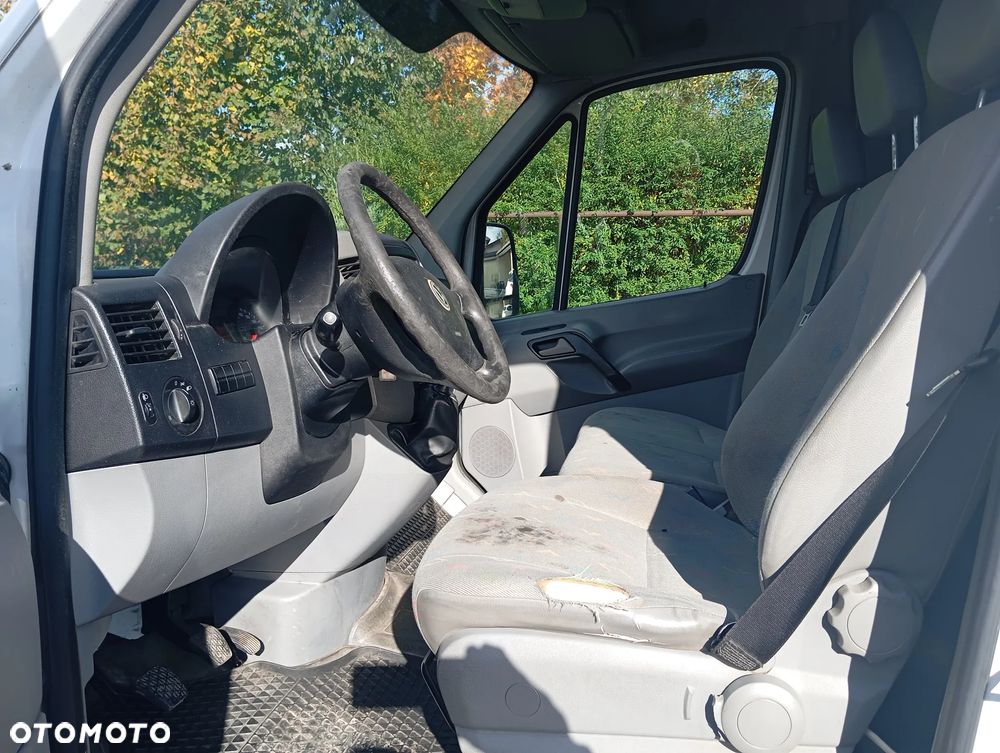 Volkswagen CRAFTER - 9