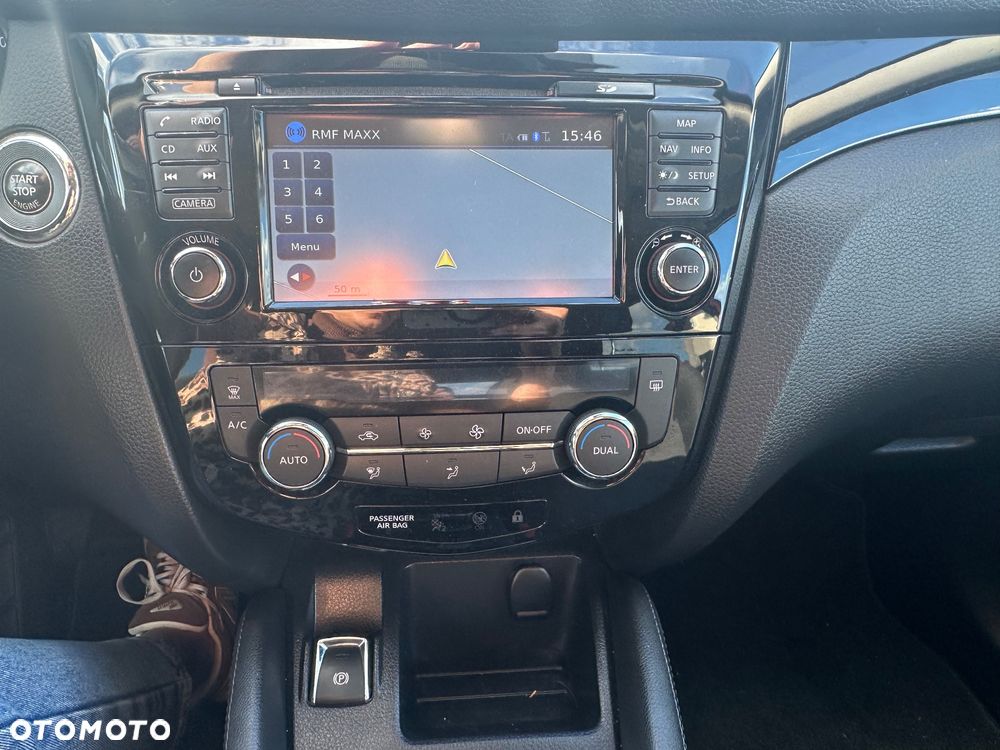 Nissan Qashqai 1.6 DCi Tekna EU6 - 17