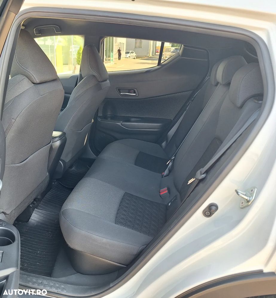 Toyota C-HR 1.8 HSD 122 CP 4x2 CVT C-ult Style - 14
