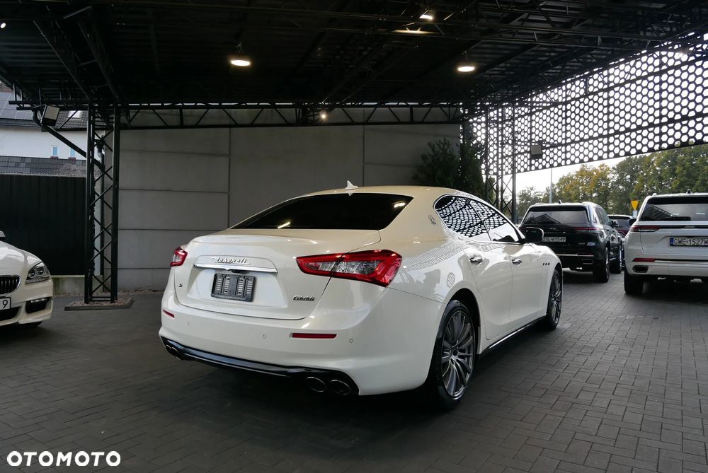 Maserati Ghibli S - 3