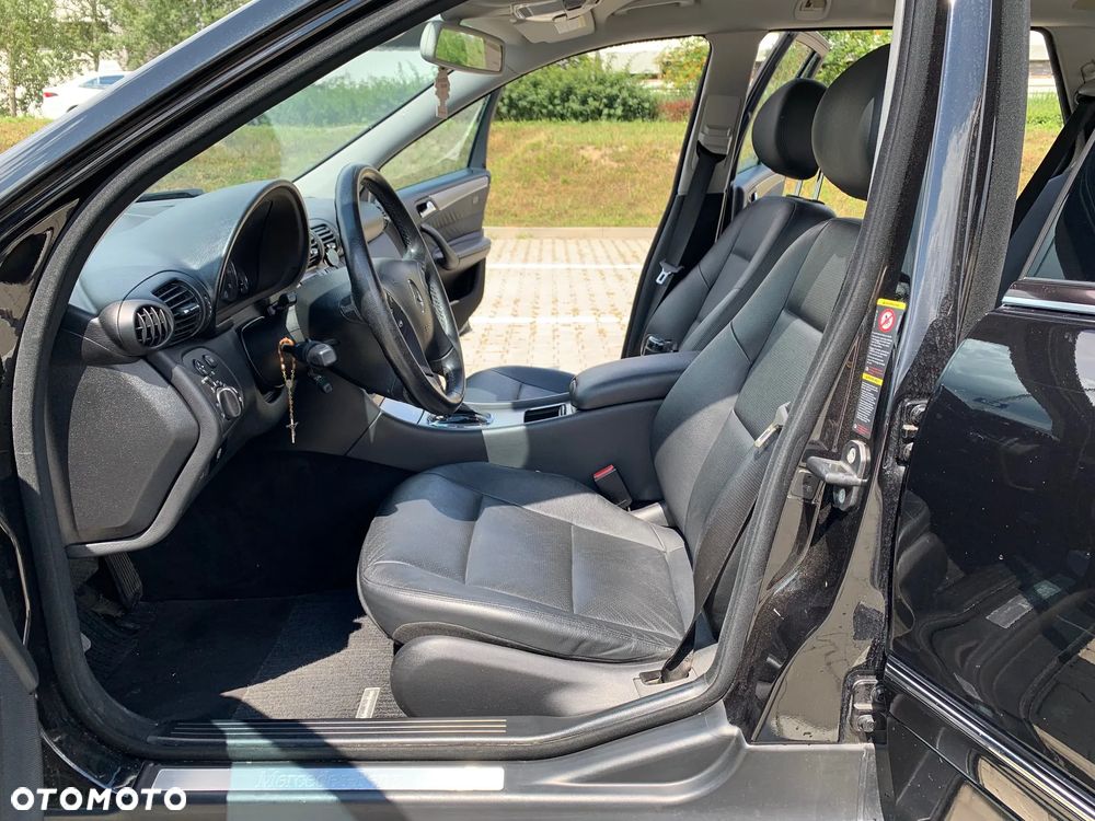 Mercedes-Benz Klasa C 350 T Avantgarde 4-Matic - 8