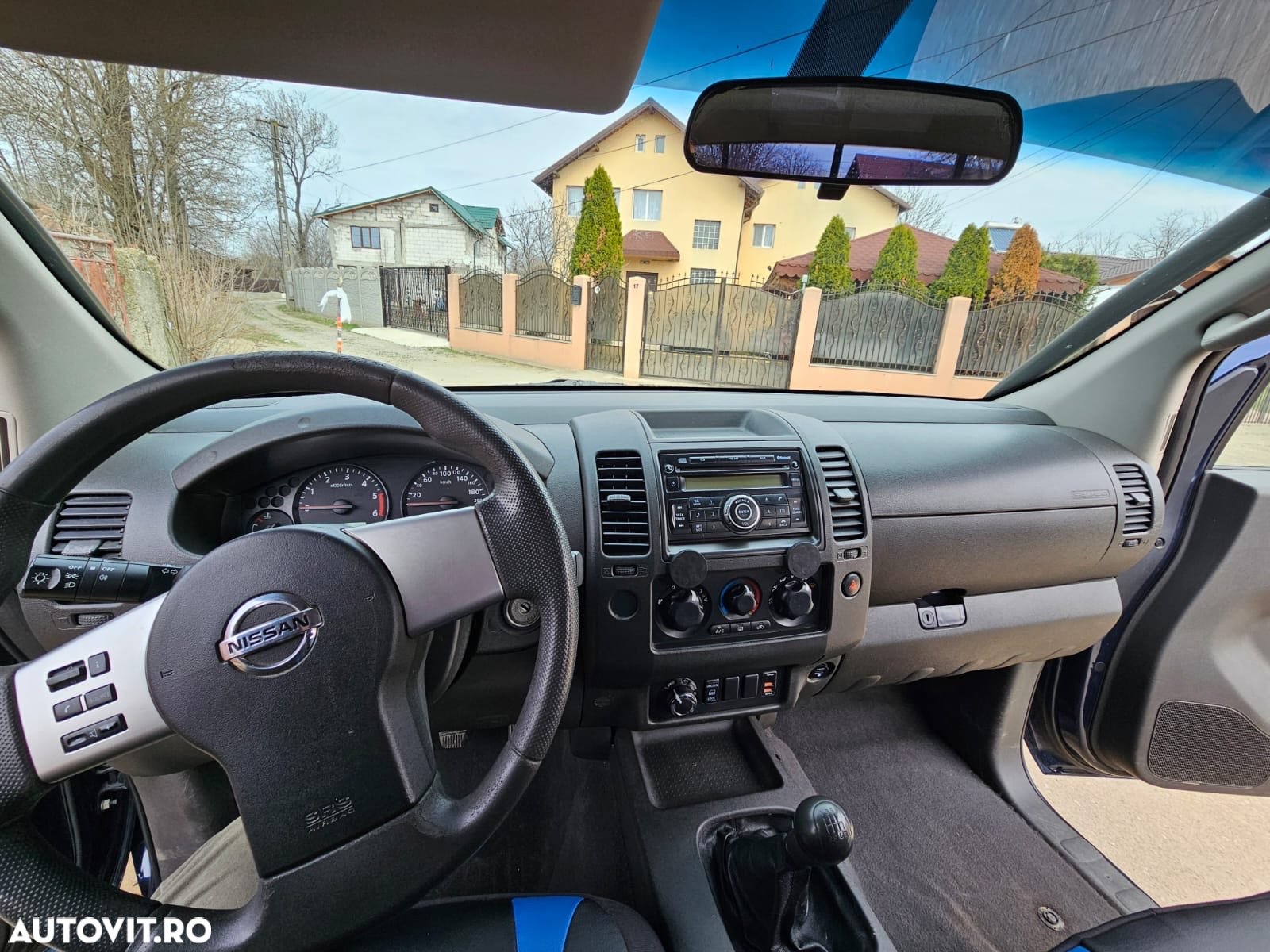 Nissan Navara 2.5 dCi Double Cab LE - 4