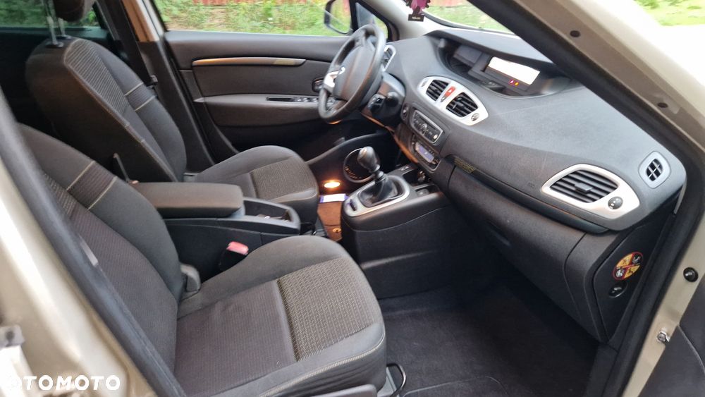 Renault Scenic - 14