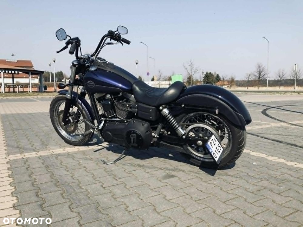 Harley-Davidson Dyna Street Bob - 4