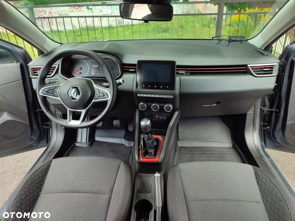 Renault Clio 0.9 TCe Limited - 31