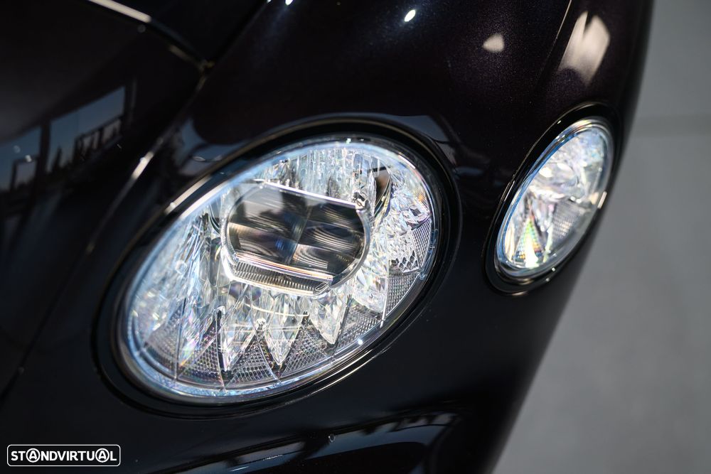 Bentley Flying Spur V8 Mulliner - 6