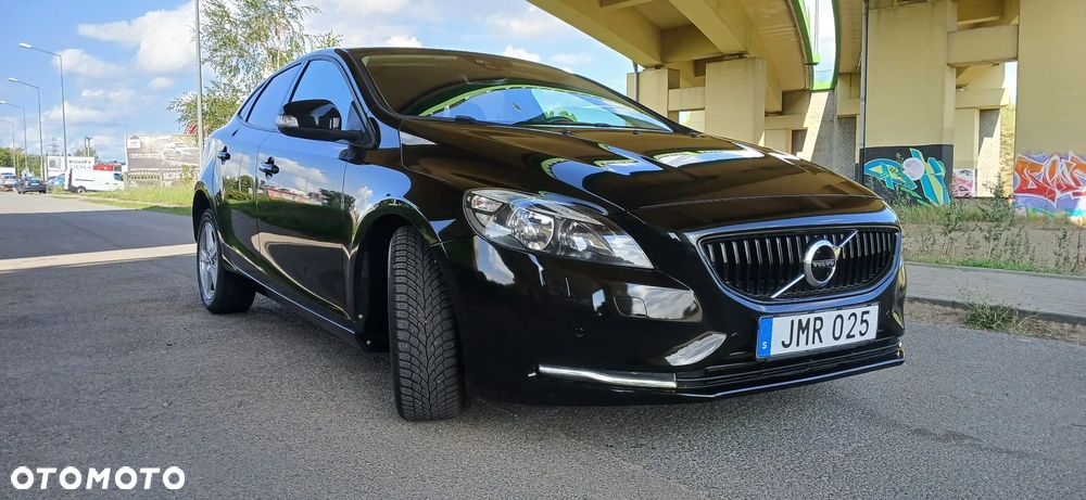 Volvo V40 T2 Geartronic Kinetic - 2