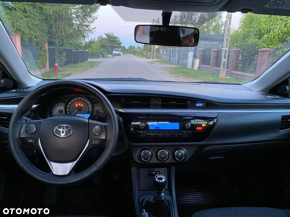 Toyota Corolla 1.4 D-4D Active EU6 - 11