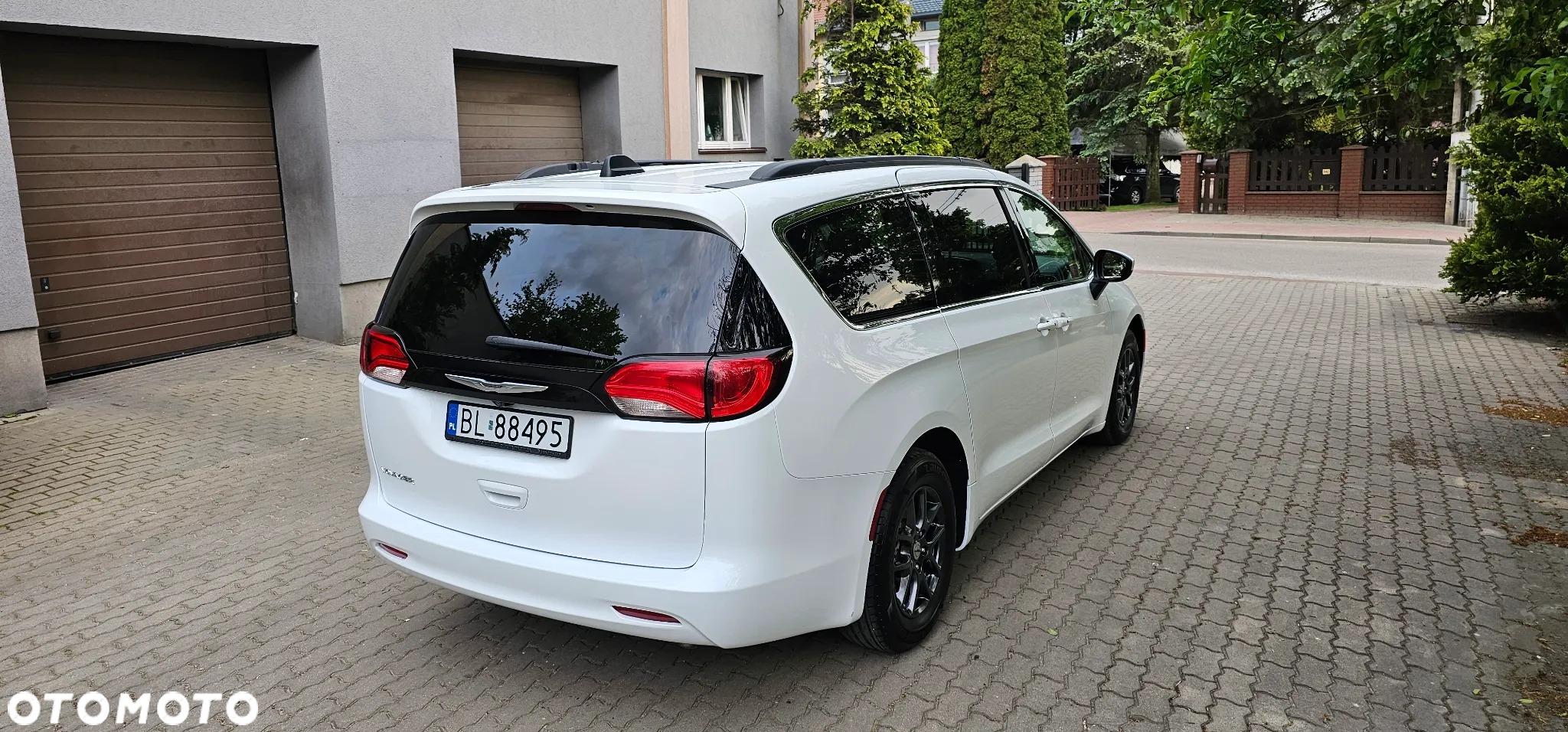 Chrysler Pacifica - 7