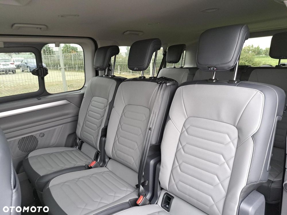 Volkswagen Nowa Caravelle Style silnik: 2,0 l TDI 170 KM /  8-biegowa automatyczna 4MOTION rozstaw osi: 3500 mm - 25