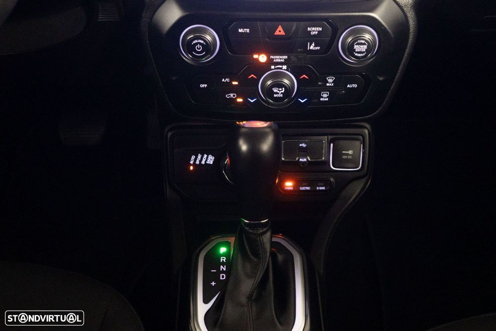 Jeep Renegade 1.3 TG Limited - 22