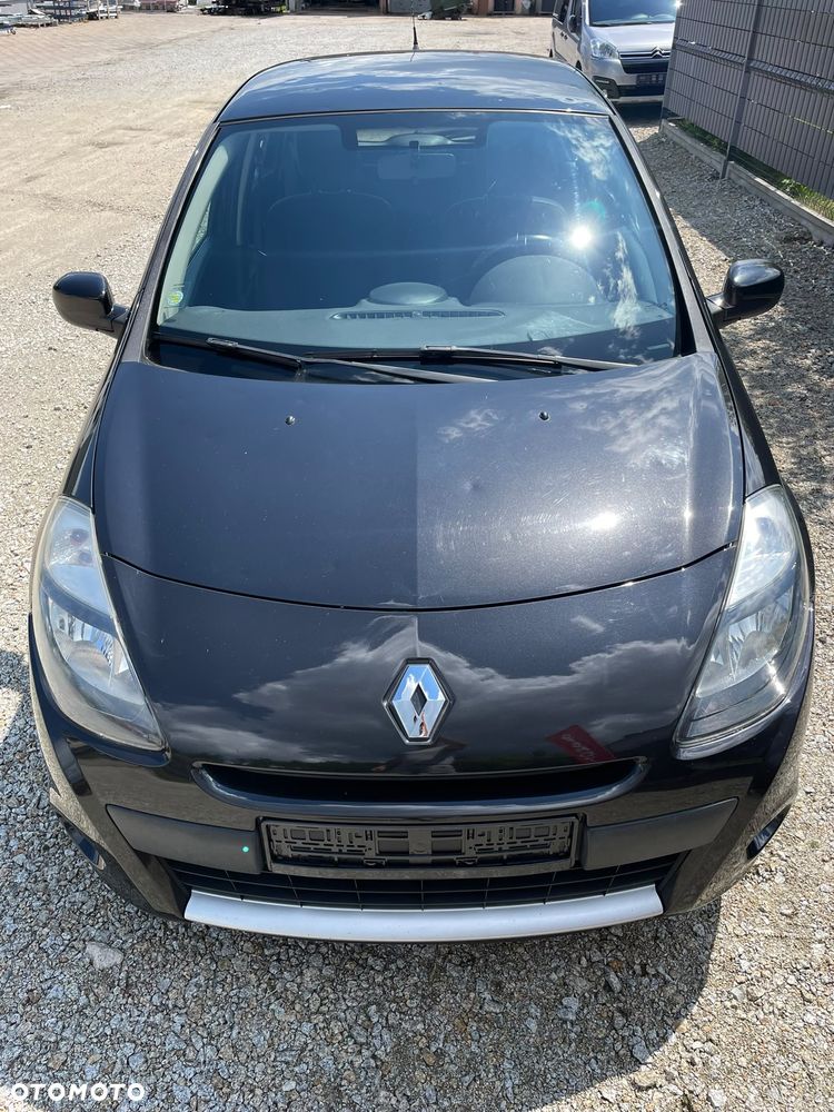 Renault Clio - 12