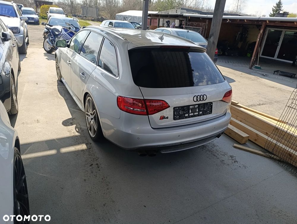 Audi S4 Avant 3.0 TFSI Quattro - 4
