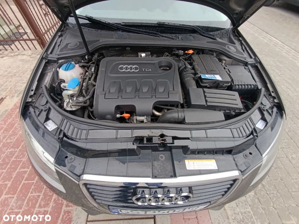 Audi A3 Sportback - 12