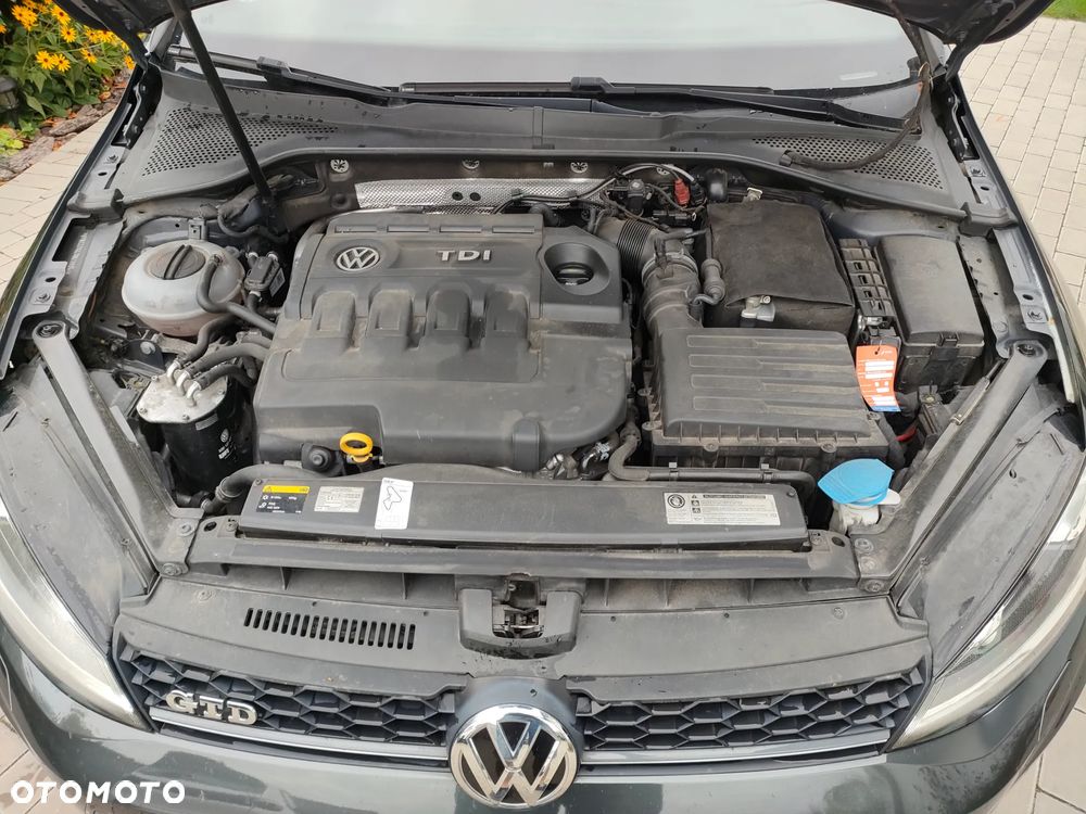 Volkswagen Golf GTD 2.0 TDI SCR DSG - 21