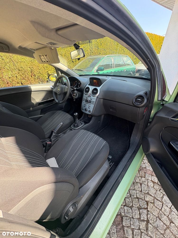 Opel Corsa 1.2 16V Easytronic Color Edition - 15