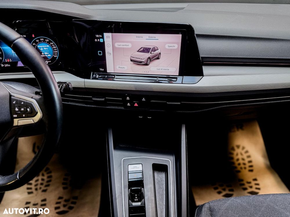 Volkswagen Golf - 12