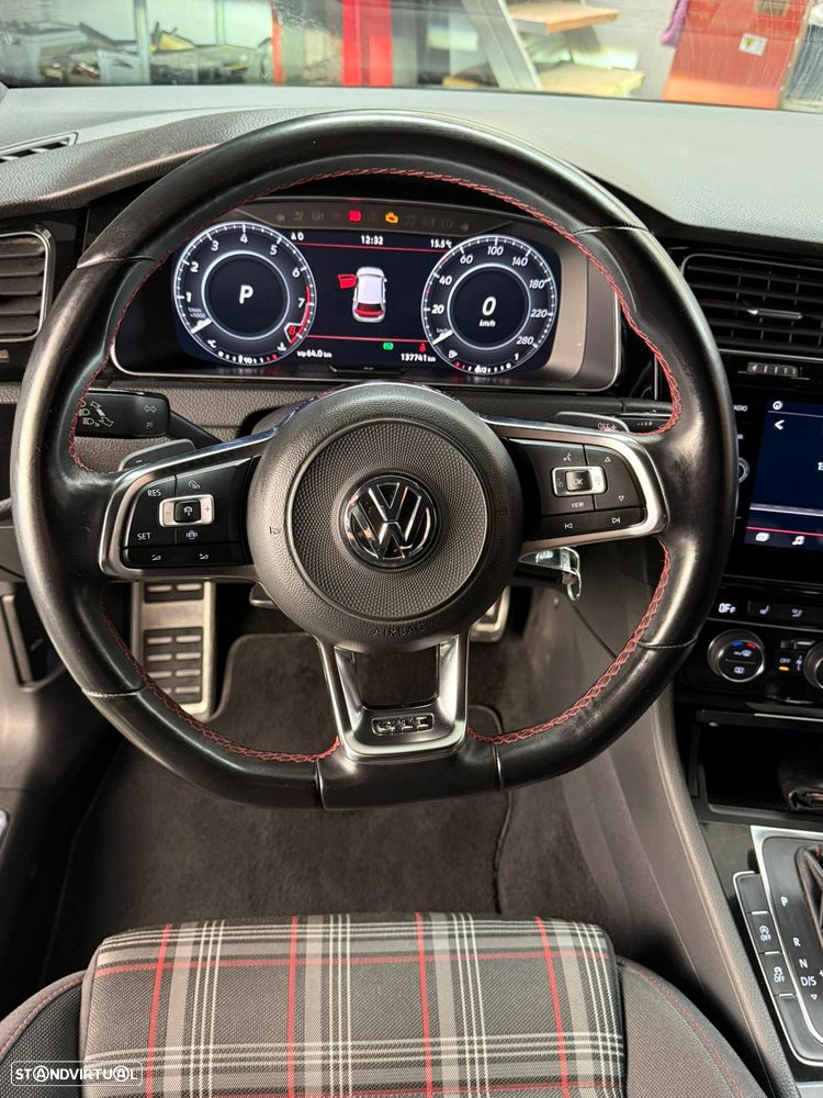 VW Golf 2.0 TSI GTI DSG Performance - 9