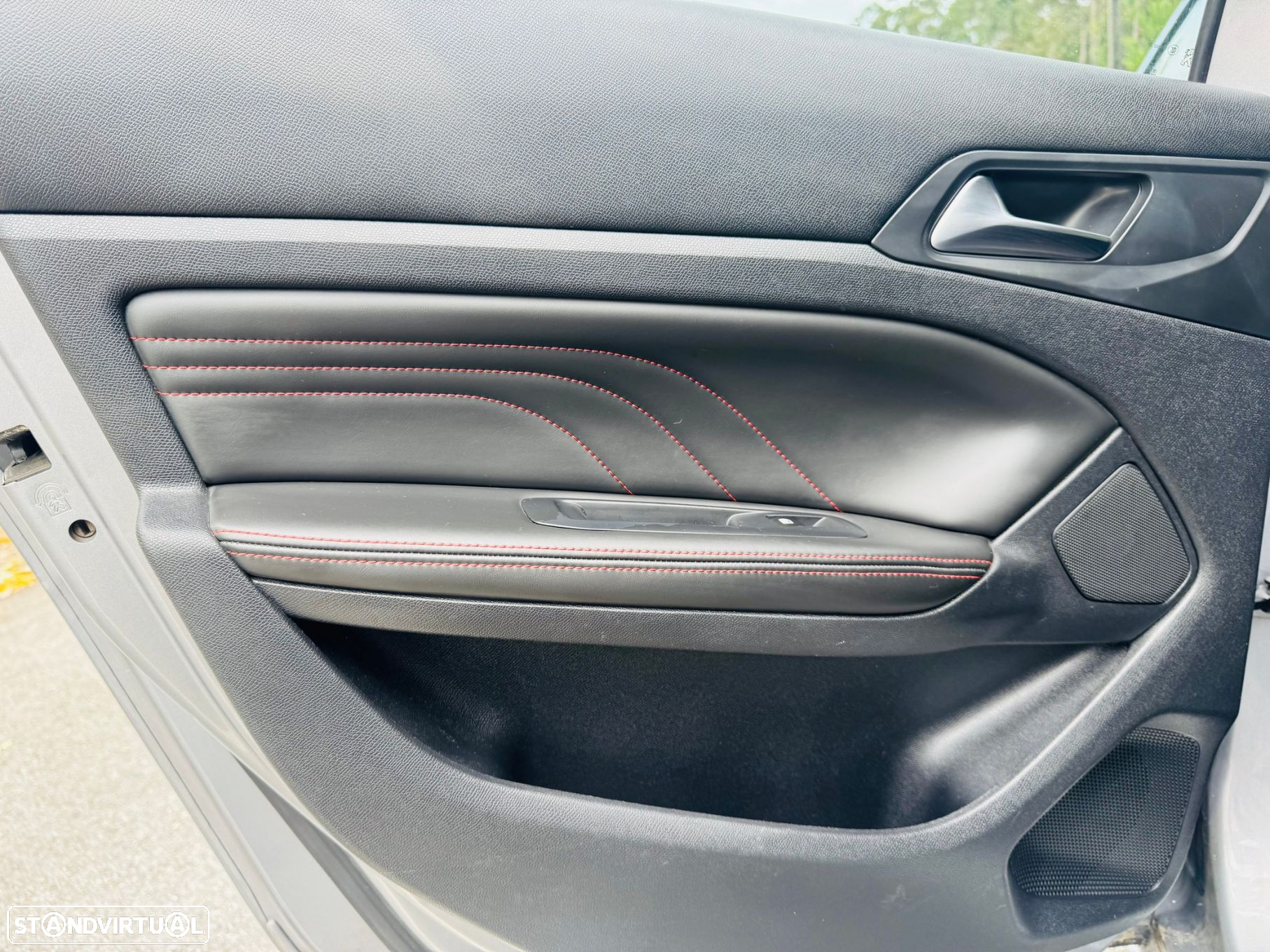 Peugeot 308 SW 1.6 BlueHDi GT Line - 30