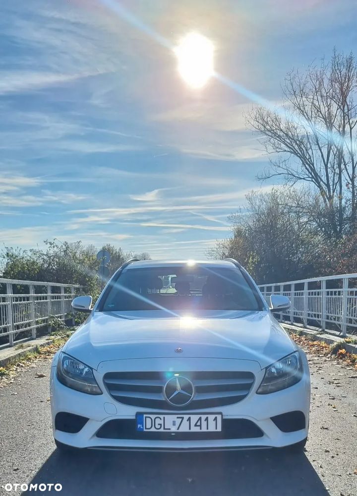 Mercedes-Benz Klasa C 180 d - 16