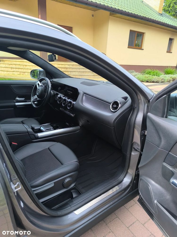 Mercedes-Benz GLA 200 d Style - 12
