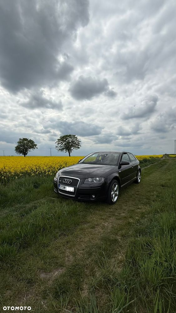 Audi A3 3-drzwiowe 1.9 TDI DPF S Line Sportpaket plus - 2